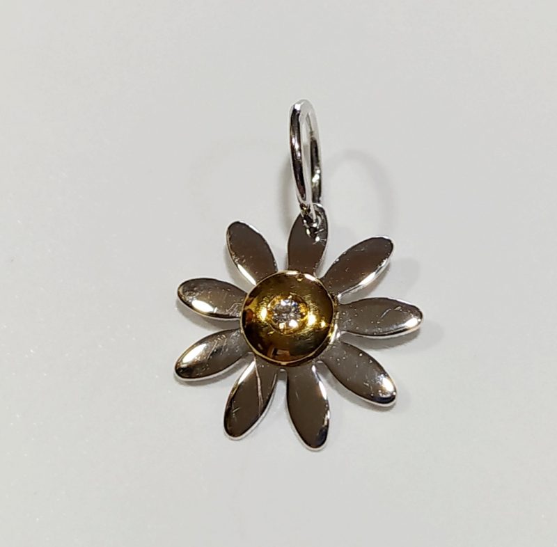 Ciondolo margherita in oro e diamante - Aprile Gioielli